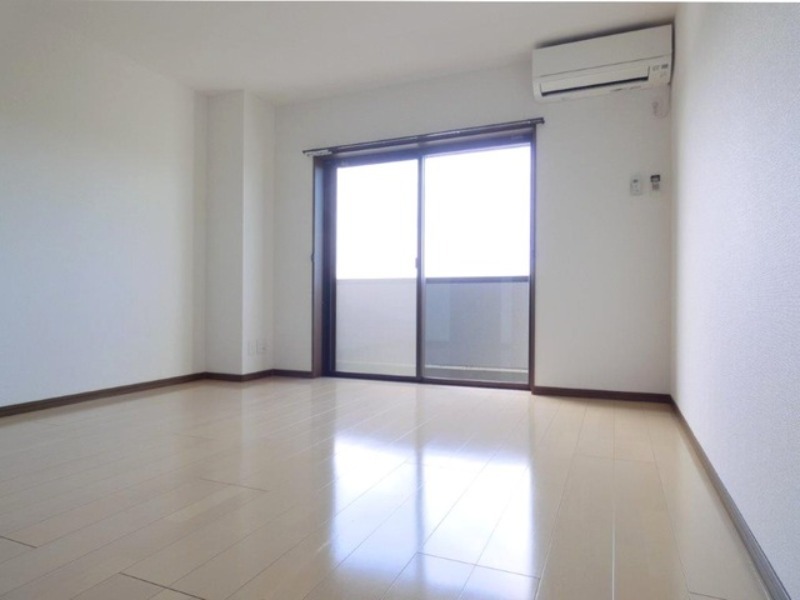 居室・リビング　図面と現状に相違がある場合には現状を優先