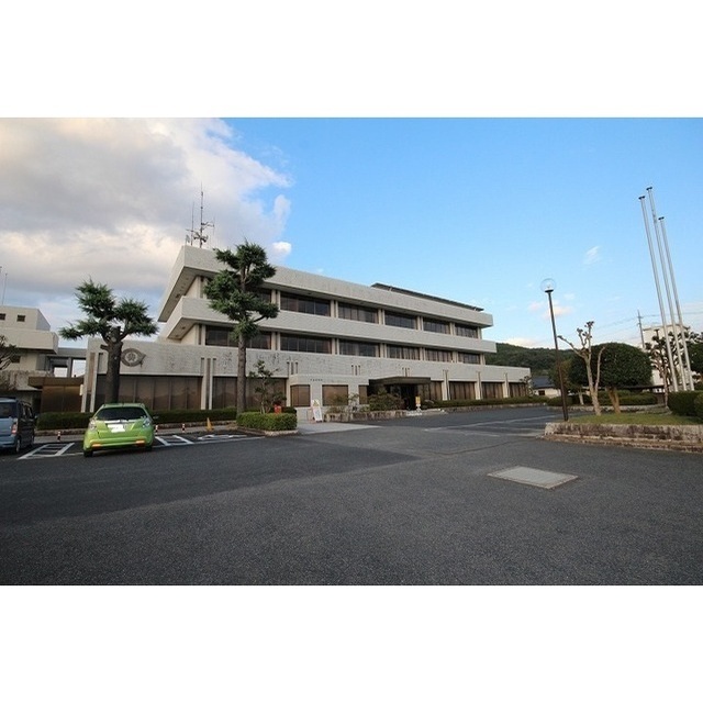 役所　勝央町役場（役所）まで1700m