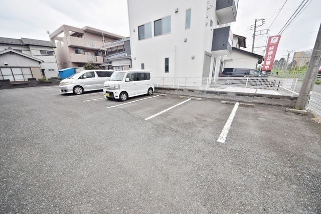 駐車場　★敷地内の駐車場です★