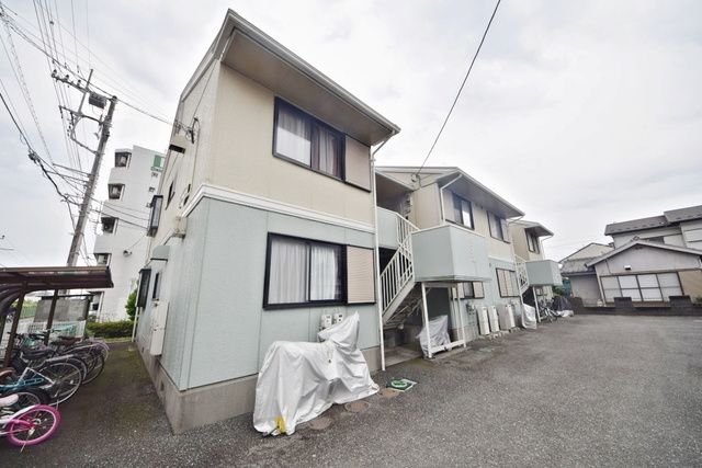 建物外観　★敷地内に駐車場がある物件です★