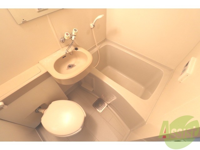 バス・シャワールーム