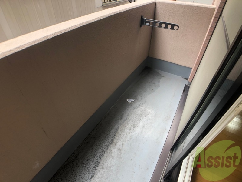 バルコニー　バルコニーです。洗濯物を干したり一息ついたりできますね！