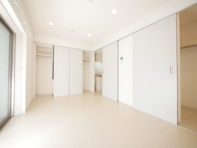 居室・リビング　★明るい洋室です★