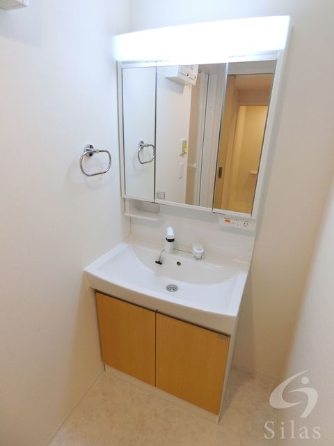 洗面設備　同仕様