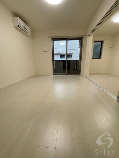 居室・リビング　同仕様