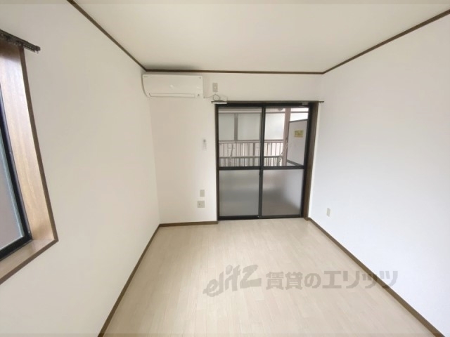 居室・リビング　洋室