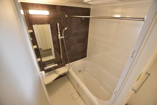 バス・シャワールーム　日々の疲れを癒すお風呂付です