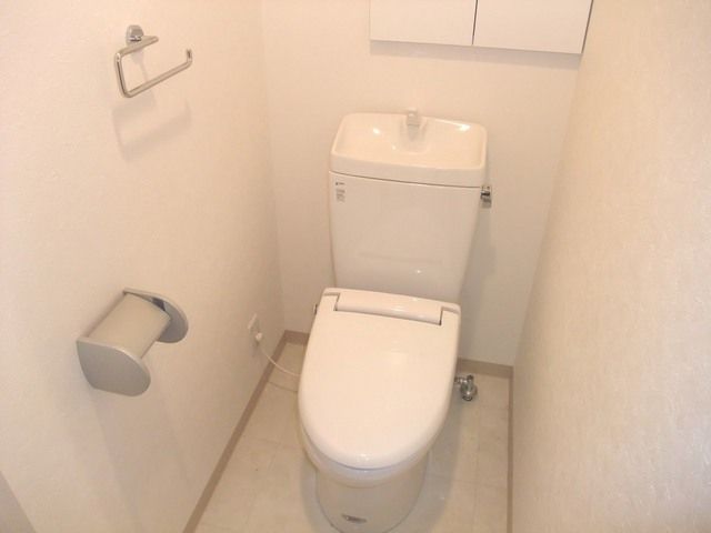 トイレ　別部屋参考写真