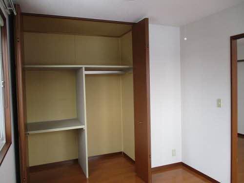 収納　クローゼット