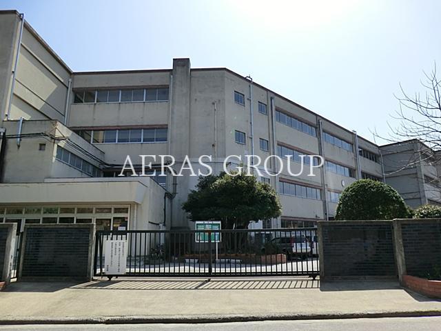 小学校　松戸市立八ケ崎小学校（小学校）まで594m