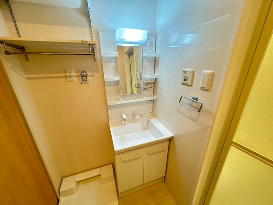 洗面設備　※別部屋の写真です