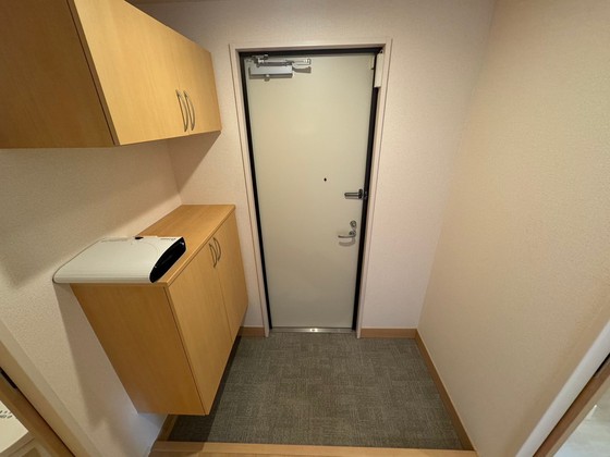 玄関　※別部屋の写真です