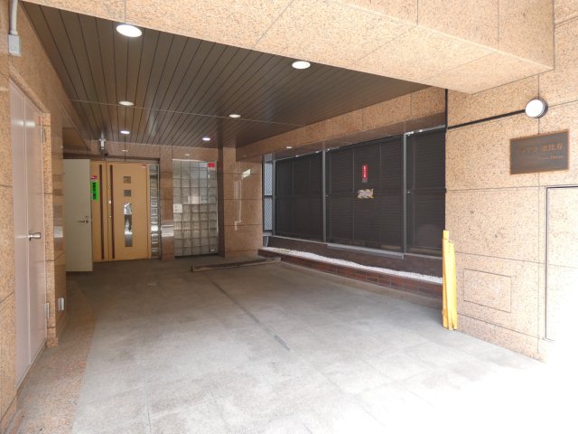 エントランス　エントランス