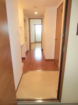 玄関　玄関から室内