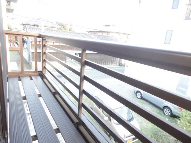 バルコニー　日当たりのいいベランダ