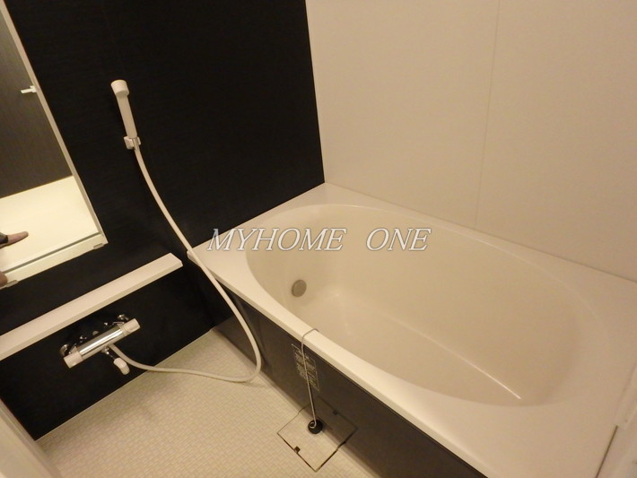 バス・シャワールーム　追焚バス