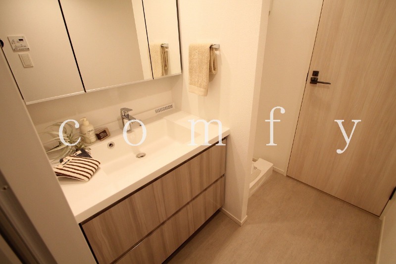 洗面設備　独立洗面台