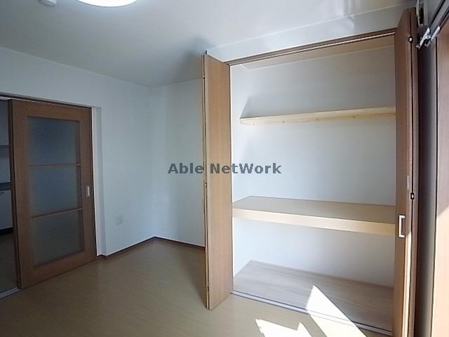 収納　同型モデル