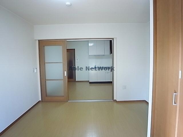 居室・リビング　同型モデル