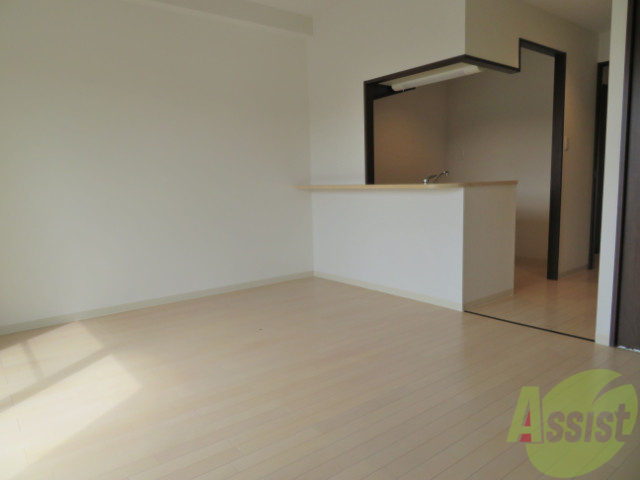 居室・リビング　リビングです。広くて、とても明るい間取りです。