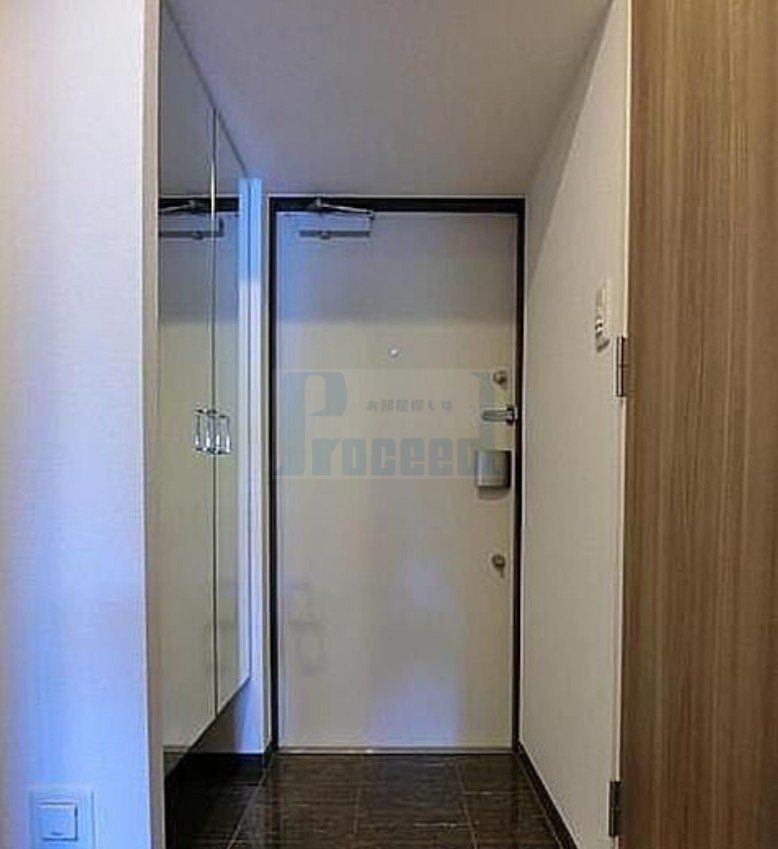 玄関　広々とした玄関