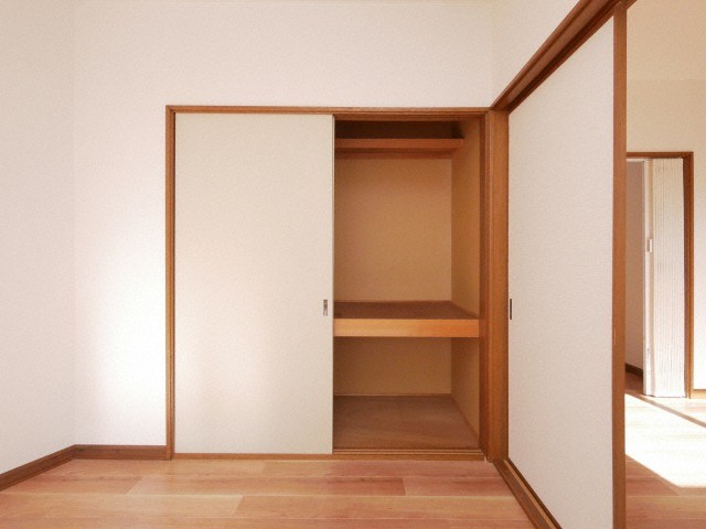 収納　洋室の収納です♪