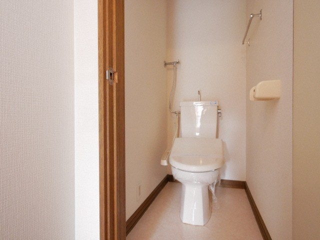 トイレ　清潔感のあるお手洗いです★