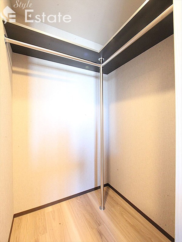 収納　ウォークインクローゼット