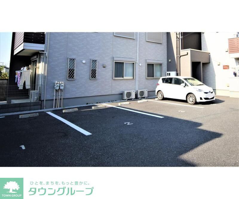 駐車場　駐車場