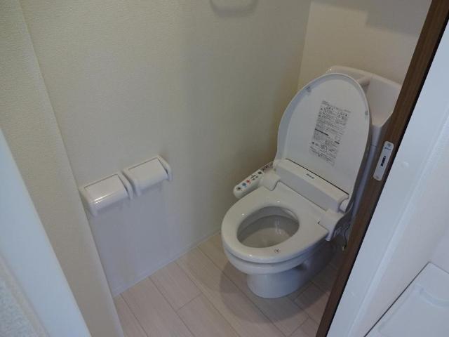 トイレ　トイレ