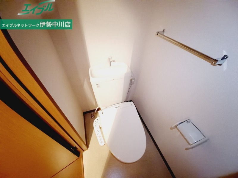 トイレ　反転タイプ参考写真