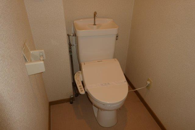 トイレ　ウォシュレット