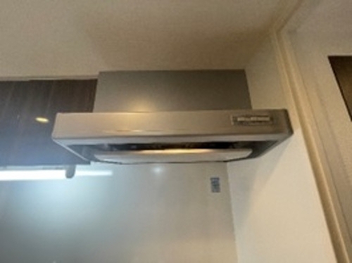 その他設備　レンジフード　※同タイプの部屋のお写真です