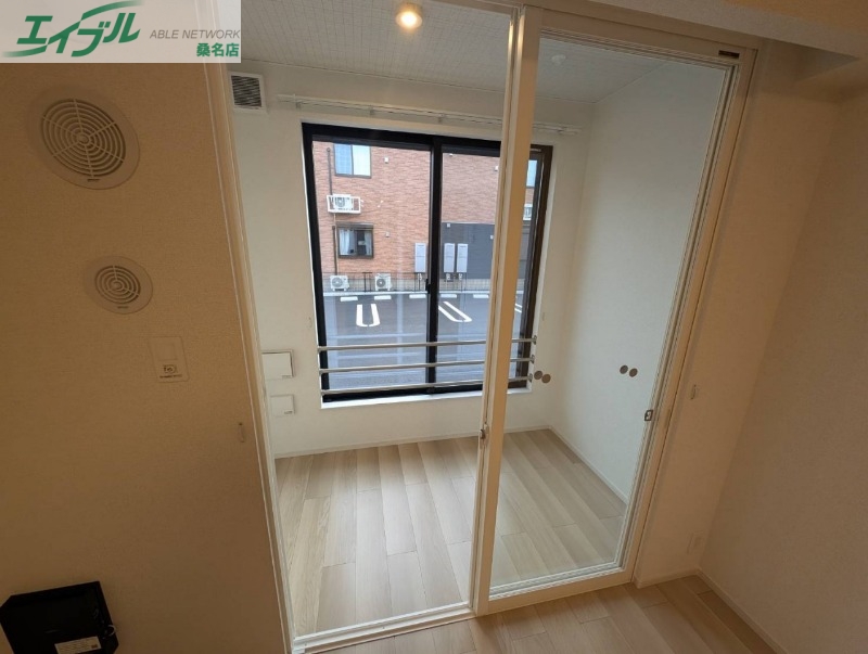 バルコニー　同型参考写真