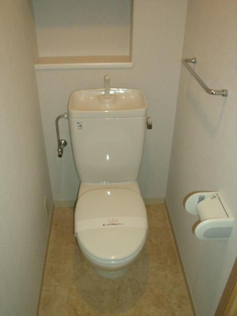 トイレ　きれいなトイレです