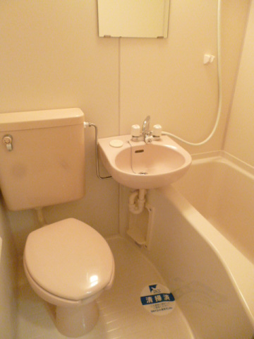 バス・シャワールーム　※同タイプ参考写真
