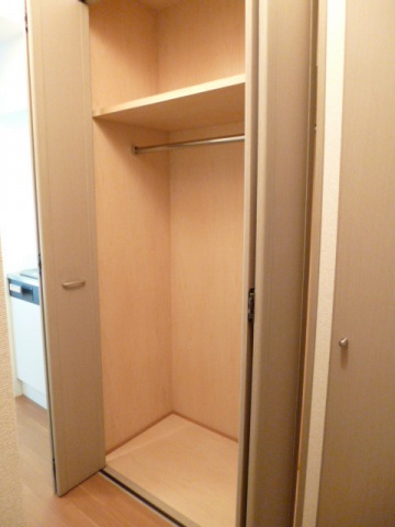 収納　※同タイプ参考写真