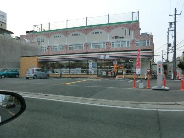 コンビニ　セブンイレブン和泉一条院町店（コンビニ）まで267m