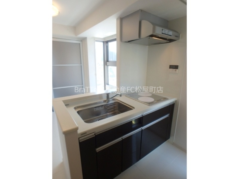 キッチン　キッチン（２口ＩＨコンロ）