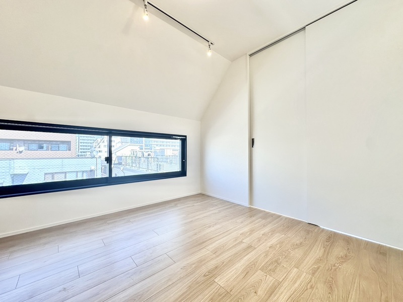 その他部屋・スペース　あかるいリビング