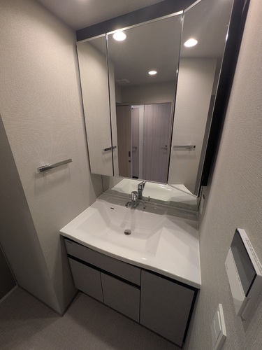 洗面設備　洗面所