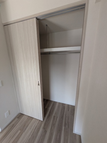 収納　洋室にある収納スペース