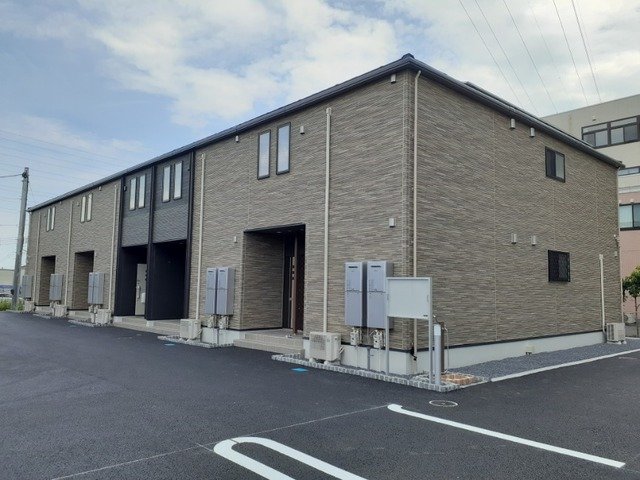 建物外観　外観は落ち着いています