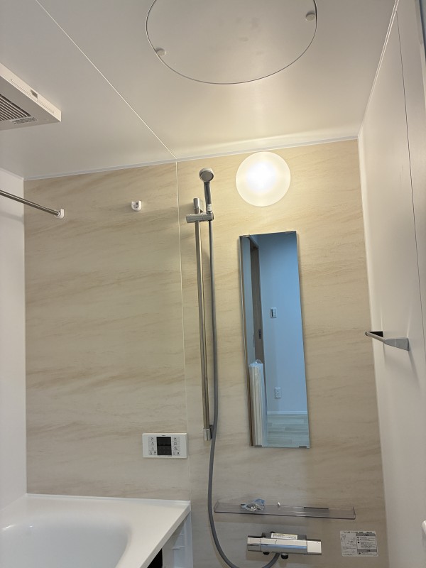 バス・シャワールーム　お風呂です