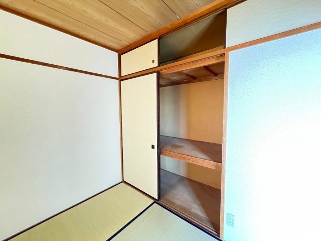 収納　押入れです