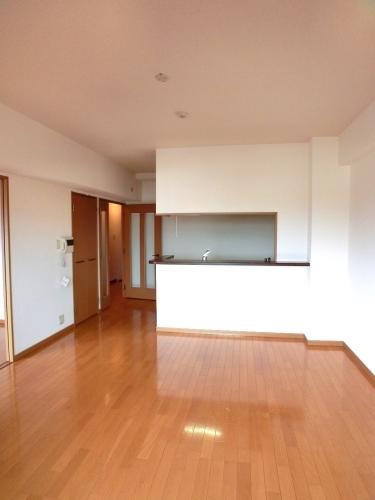 居室・リビング　物件の画像3