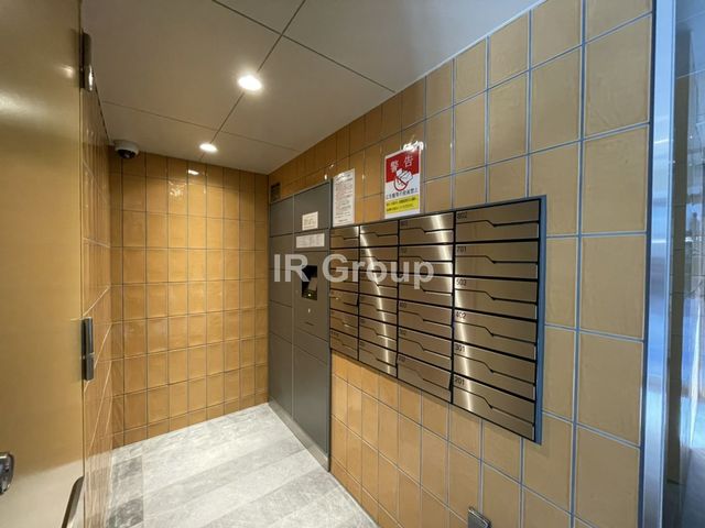 エントランス　宅配ボックス