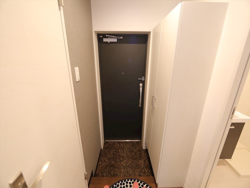 玄関　玄関　シューズボックス付（収納充実してます）