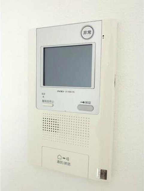 セキュリティ　女性の方でも安心のモニター付きオートロック♪