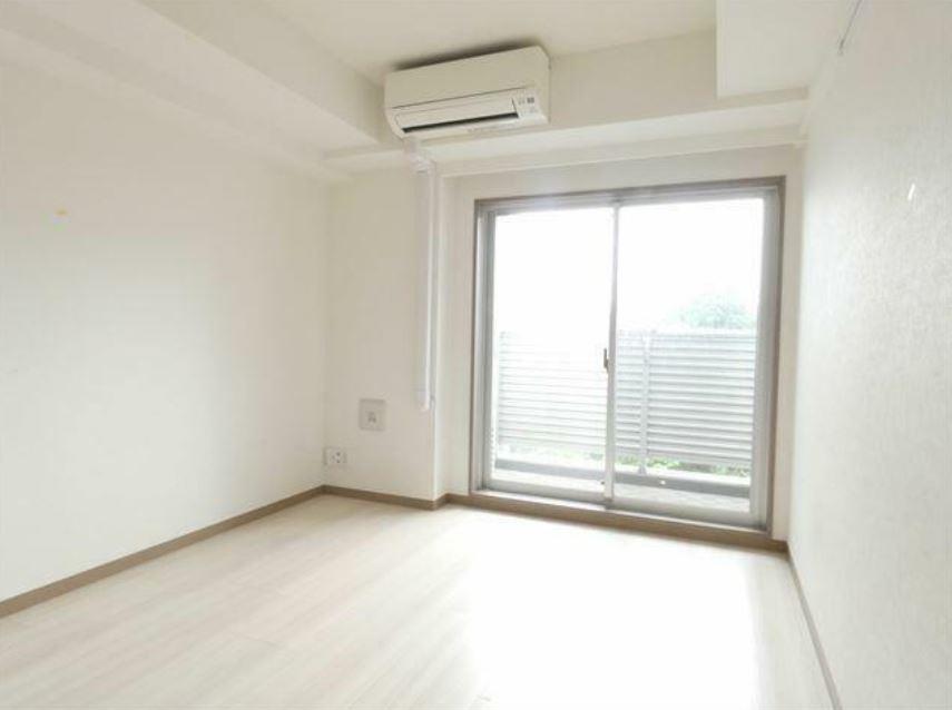 居室・リビング　開放感のあるゆったりとしたお部屋です♪